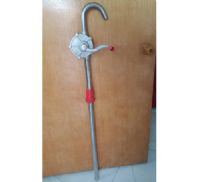 不锈钢手摇油泵注意哪些？